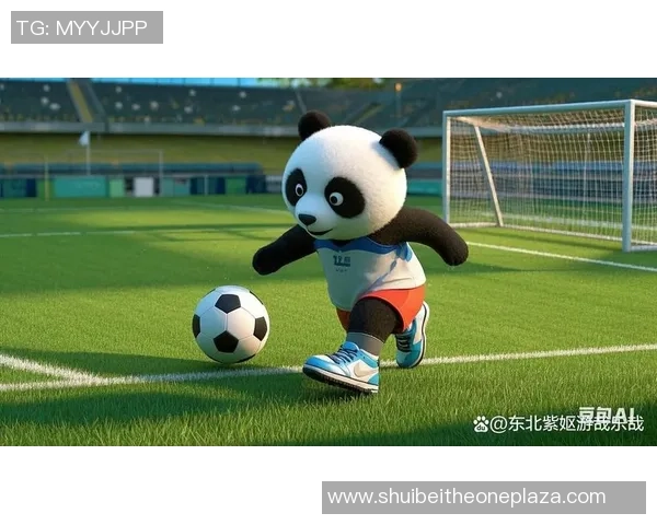 足球吉祥物与球星风采对比画报 展现绿茵场上的魅力与激情